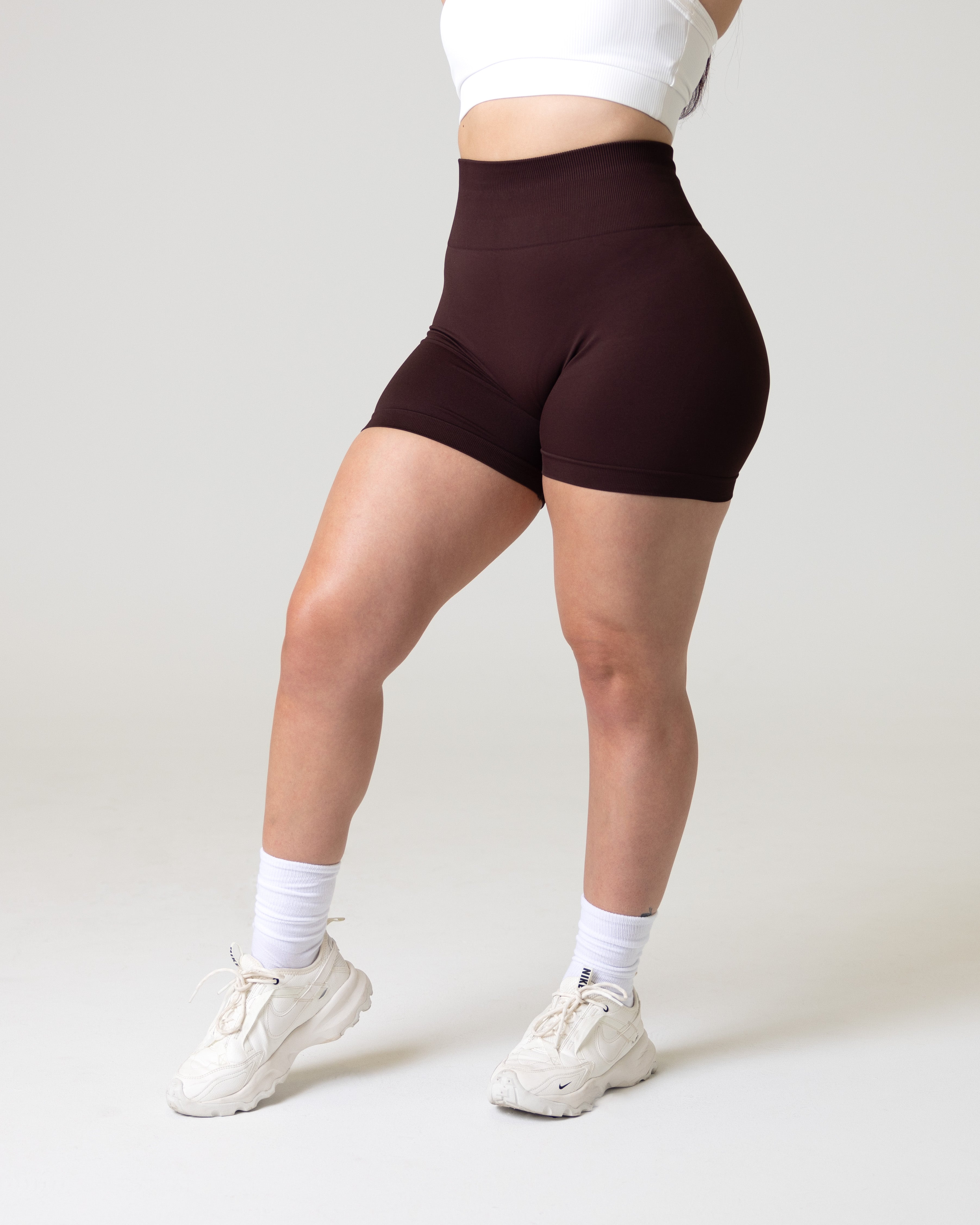 YVYVLOLO Women Workout Gym Shorts Seamless High Waisted Scrunch